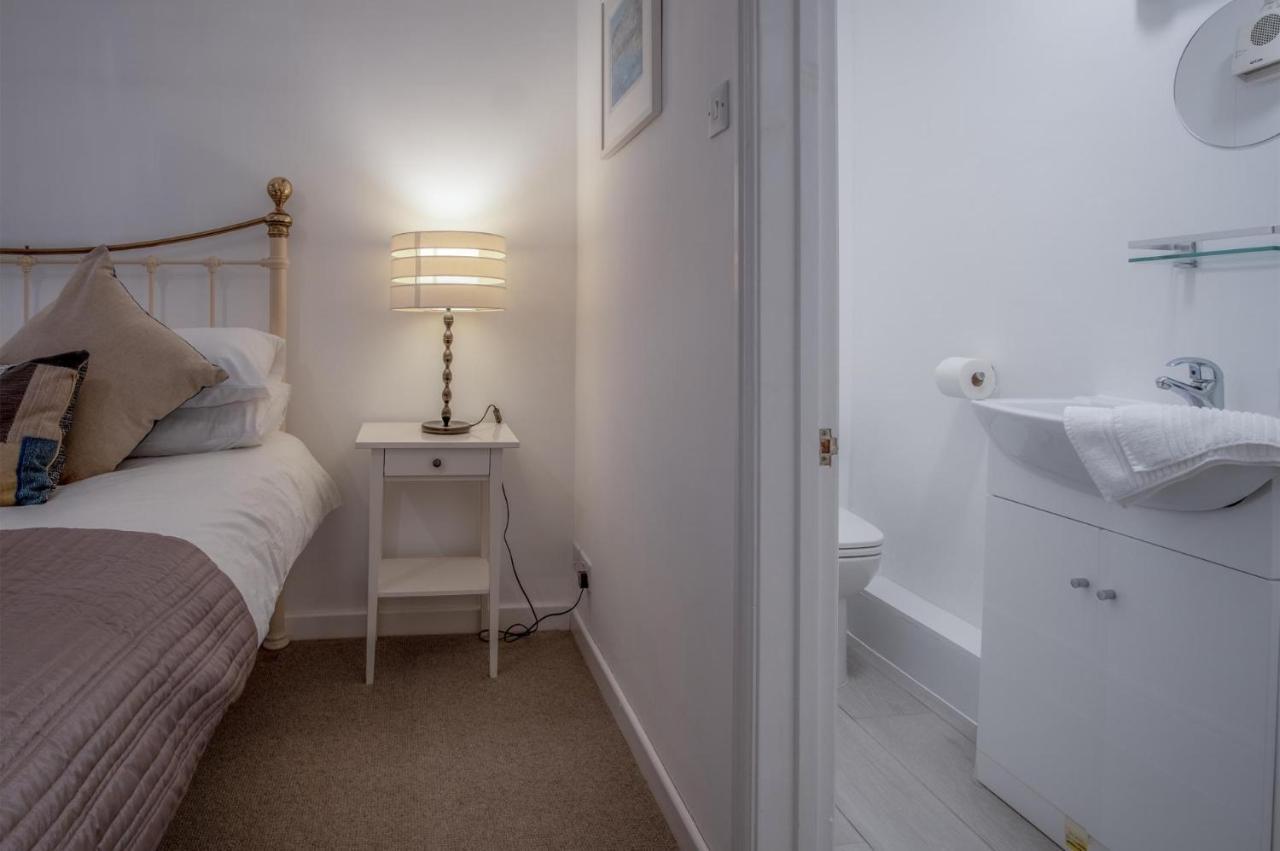 Caleb'S Cottage - 4 Bedroom Cottage - Solva Exteriér fotografie