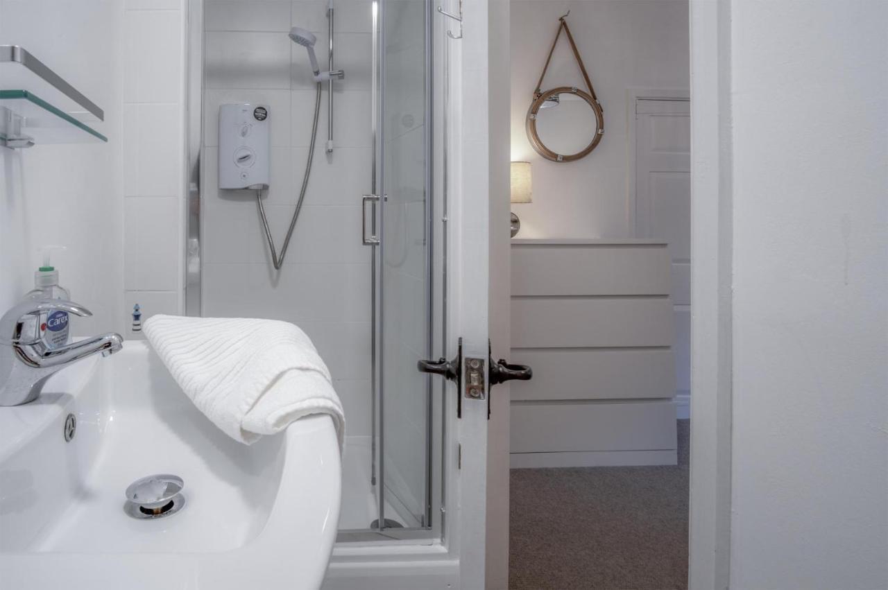 Caleb'S Cottage - 4 Bedroom Cottage - Solva Exteriér fotografie